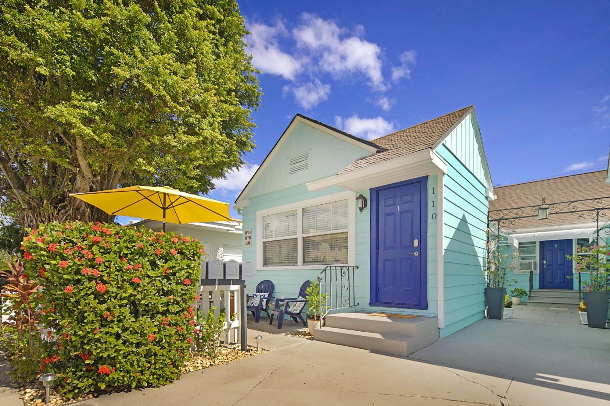 Steps To Beach & Downtown! Cozy Beach Bungalow #1 Лейк Уърт Екстериор снимка